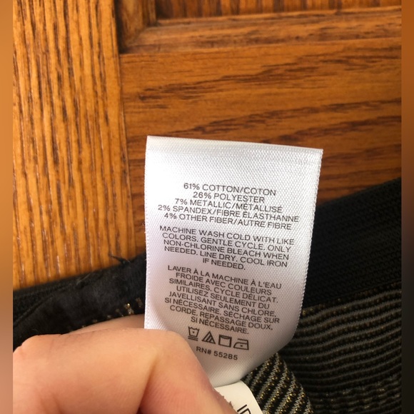 Express Pencil Skirt, Black and Gold, Size S - Picture 6 of 6